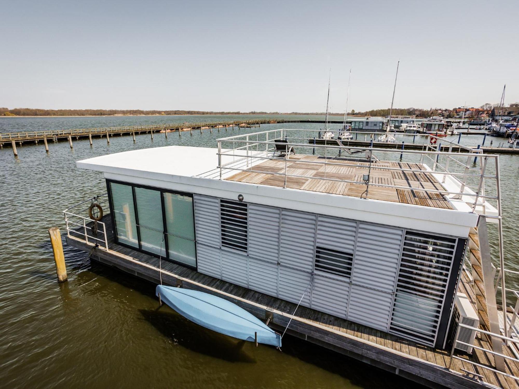 Hausboot Floating House In Ribnitz-Damgarten Hotel Ngoại thất bức ảnh